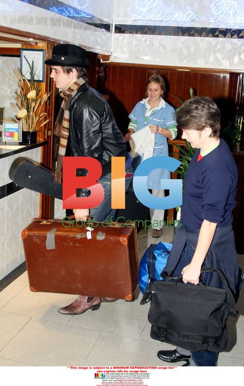 Pete Doherty Treated for Drug Addiction in Portugal