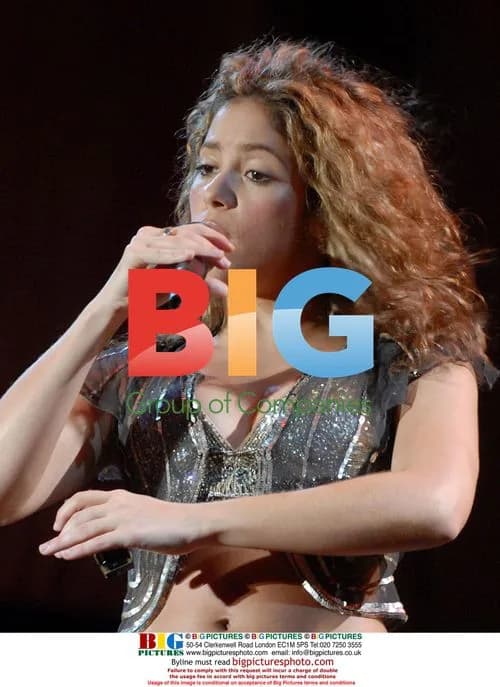 SHAKIRA performs in Argentina