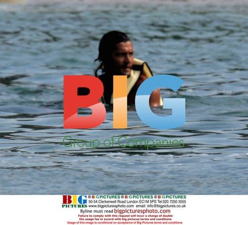 Bixente Lizarazu relaxes on Mauritius vacation