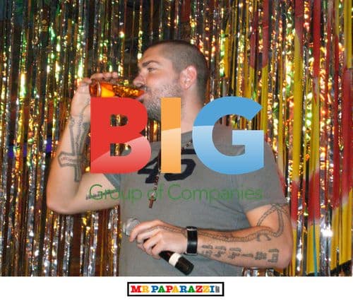 Singer Shyne Lynch Relaxed at Glasgow Show