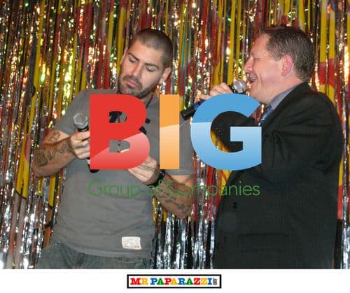 Singer Shyne Lynch Performs in Glasgow