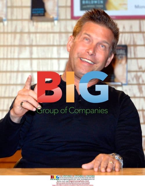 Actor STEPHEN BALDWIN signs book