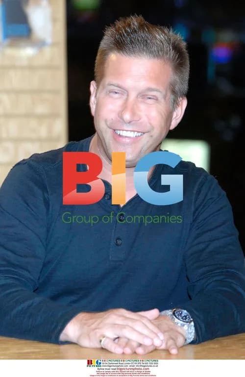 Stephen Baldwin signs new book