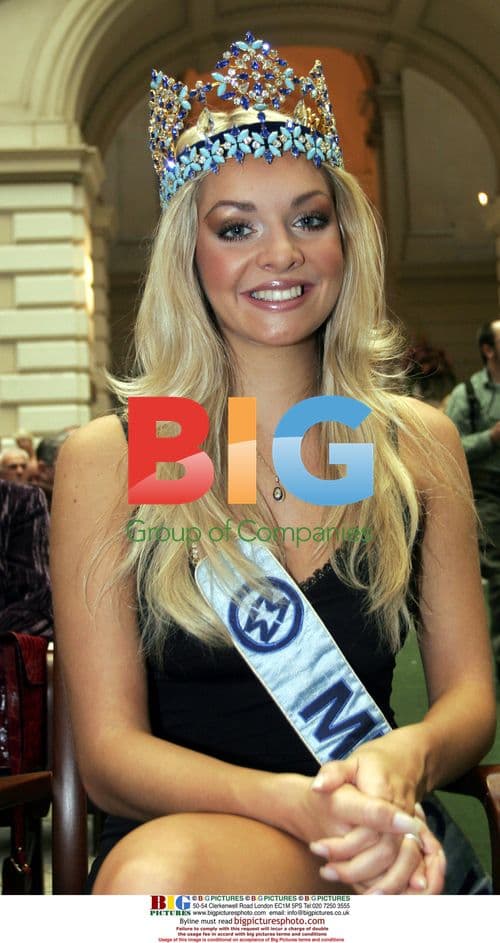 Miss World 2006 Flashes Panties at Warsaw Event