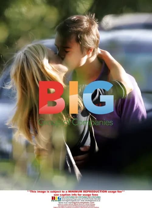 Kate Moss and Pete Doherty Kiss
