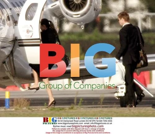 Brad Pitt and Angelina Jolie Take Private Jet