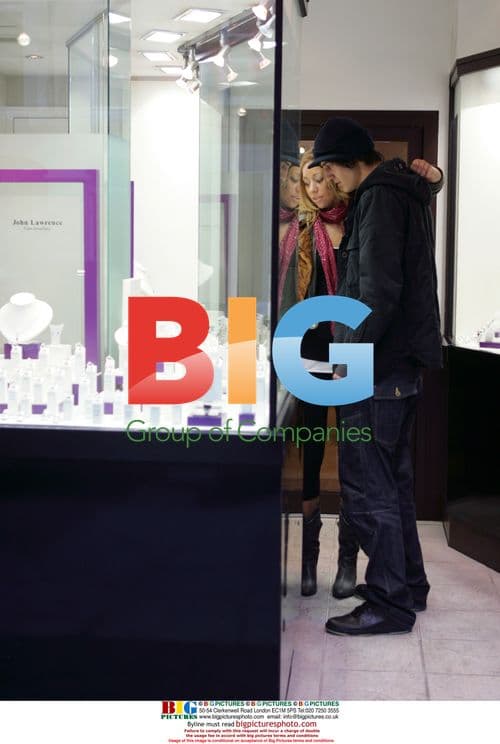 BB7's Mikey and Grace's Jewelry Shopping