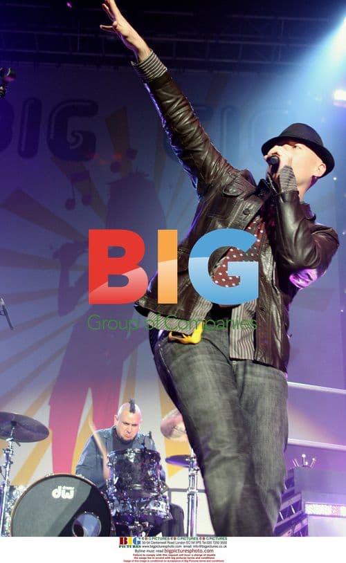 Orson Performing at Girlguiding UK Big Gig 2006