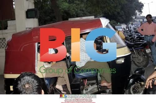 Brad Pitt and Angelina Jolie in Pune, India