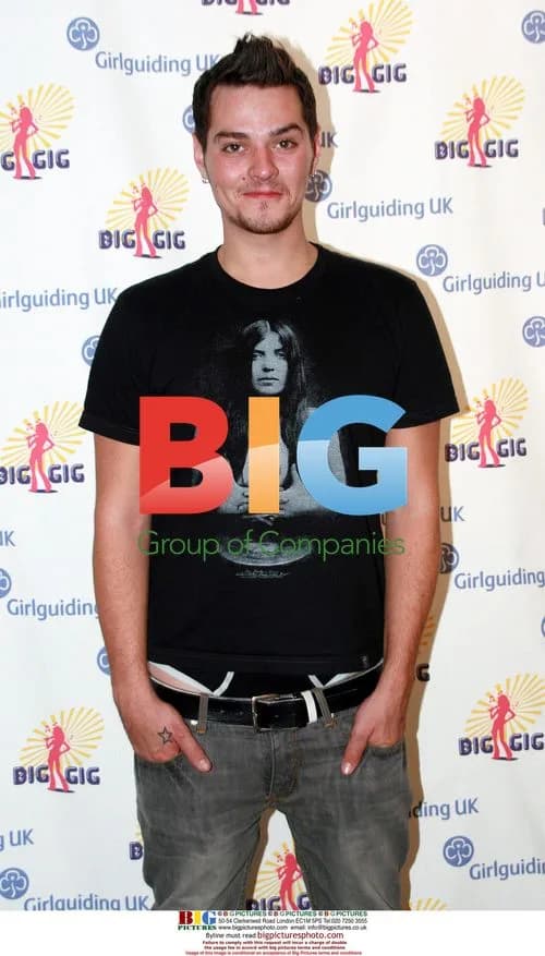 MATT WILLIS at Girlguiding UK Big Gig 2006