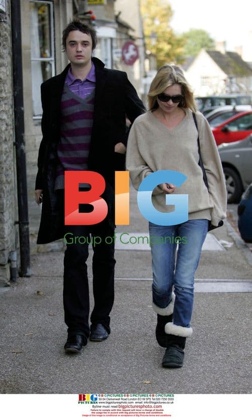 Kate Moss and Pete Doherty's Costwolds Outing