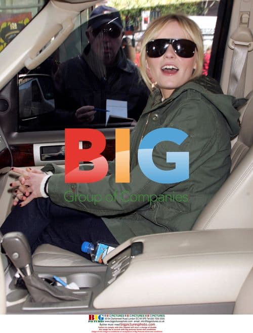 Kirsten Dunst Exits 'Marie Antoinette' Press Conference