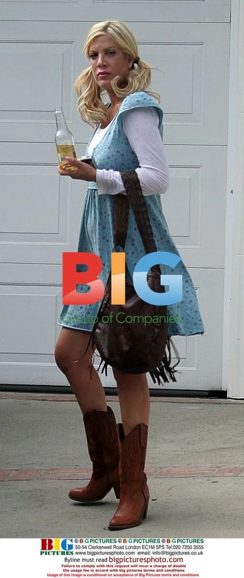 Tori Spelling Pregnant