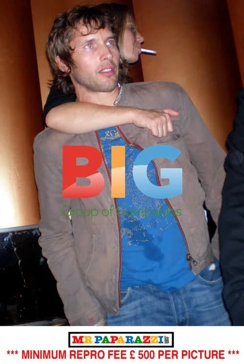 James Blunt Partying With Girls