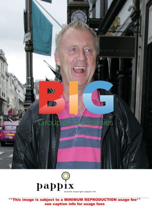 Chris Tarrant Buys Watch at Tiffany's