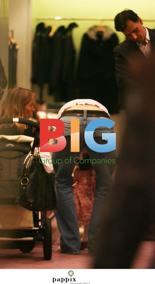 Frank Lampard and family go shoe shopping