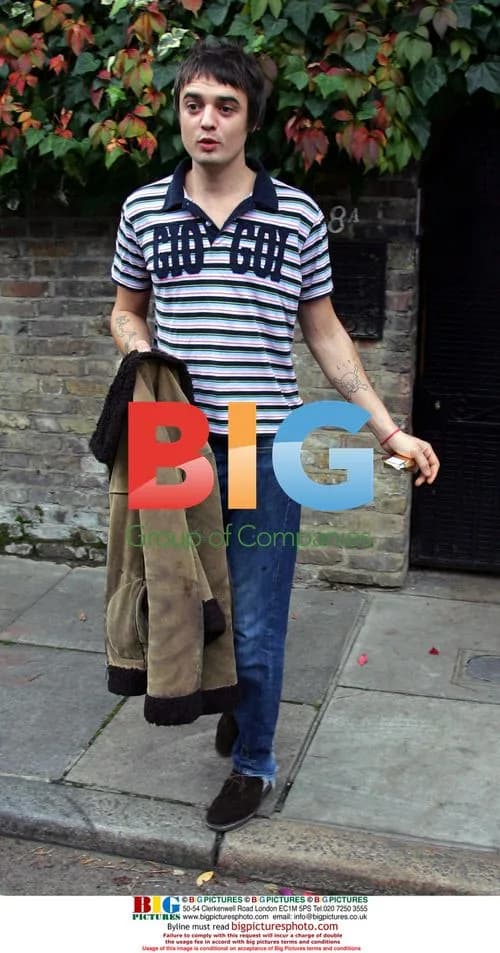 Pete Doherty Leaves Kate Moss' House