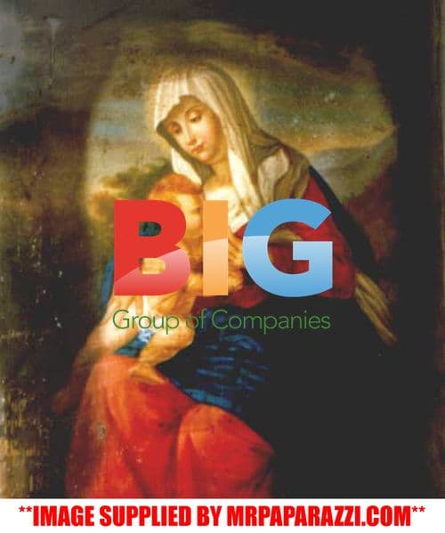 Luke Wilson Finds Sand Formation on Beach