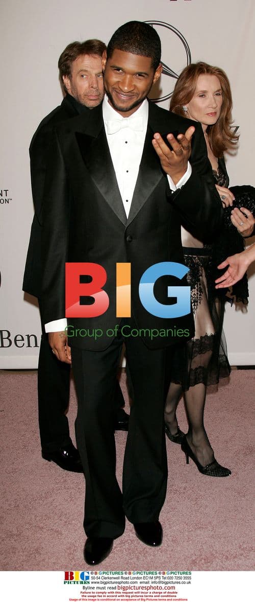 Singer USHER at the 17th Carousel Of Hope Ball