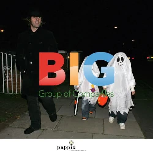 Liam Gallagher takes kids trick-or-treating on Halloween