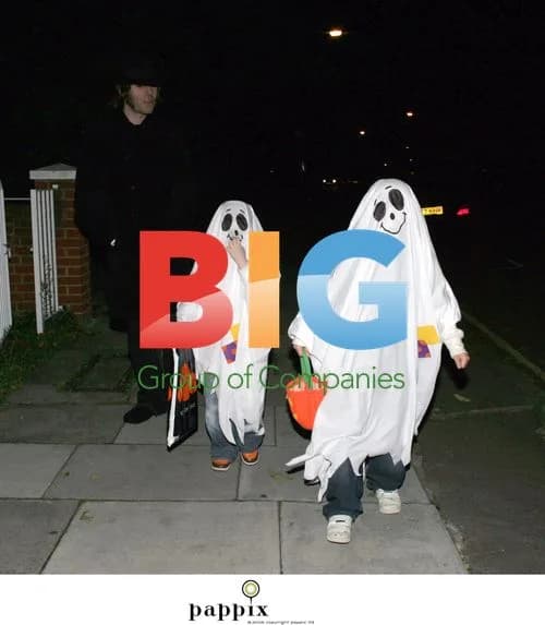 Liam Gallagher and kids go trick-or-treating in London