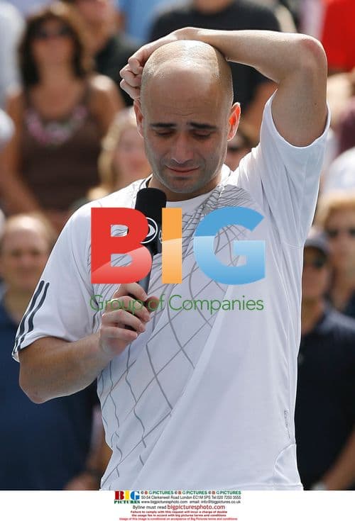 Andre Agassi loses final career match