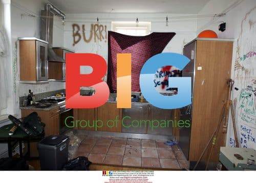 Singer Pete Doherty's Messy Flat