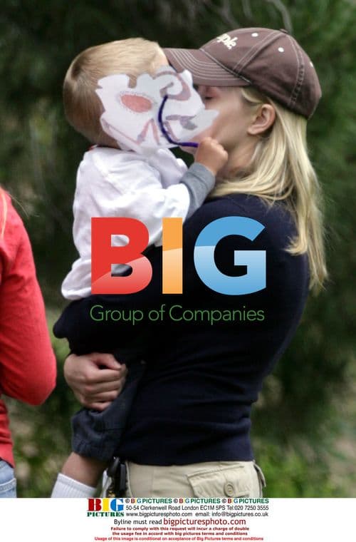 Reese Witherspoon Watches Daughter's Soccer Game