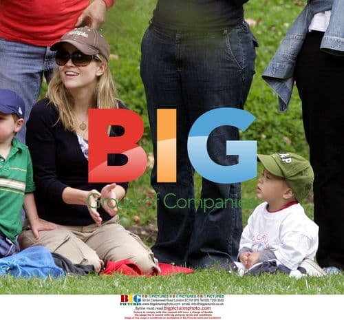 Reese Witherspoon enjoys family moment at daughter's soccer game