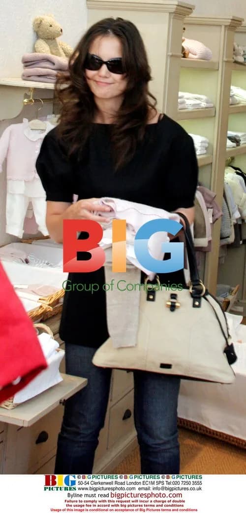 Katie Holmes Out With Mom and Mother-in-Law