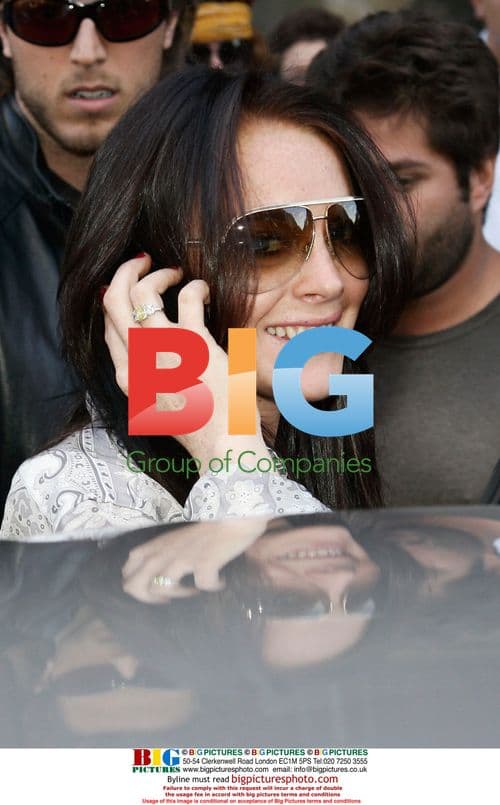 Lindsay Lohan out shopping with boyfriend in London