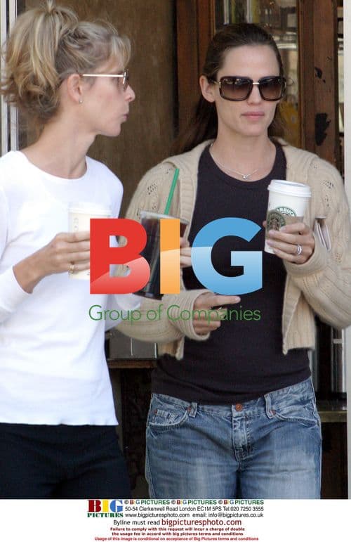 Jennifer Garner out in Brentwood