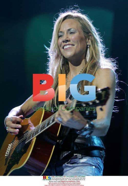 Sheryl Crow Entertains Crowd