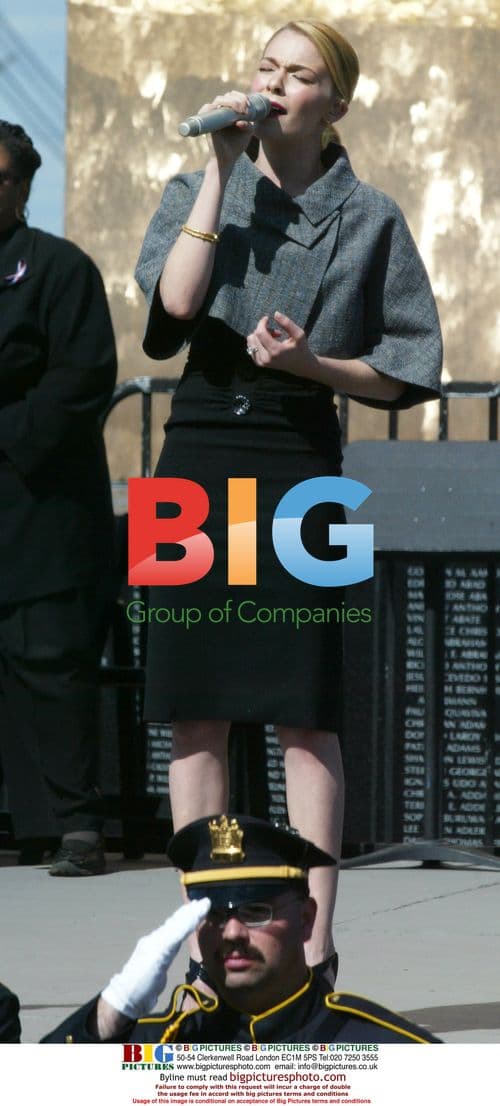 LeAnn Rimes Sings National Anthem in NJ