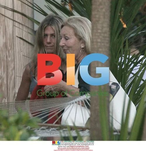 Aniston and Cox at Beach Party
