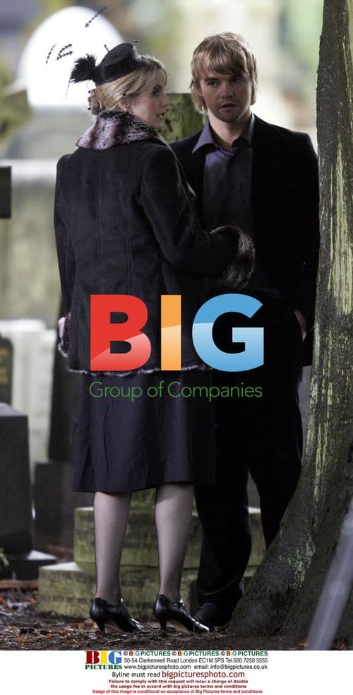 Filming continues on Coronation Street funeral