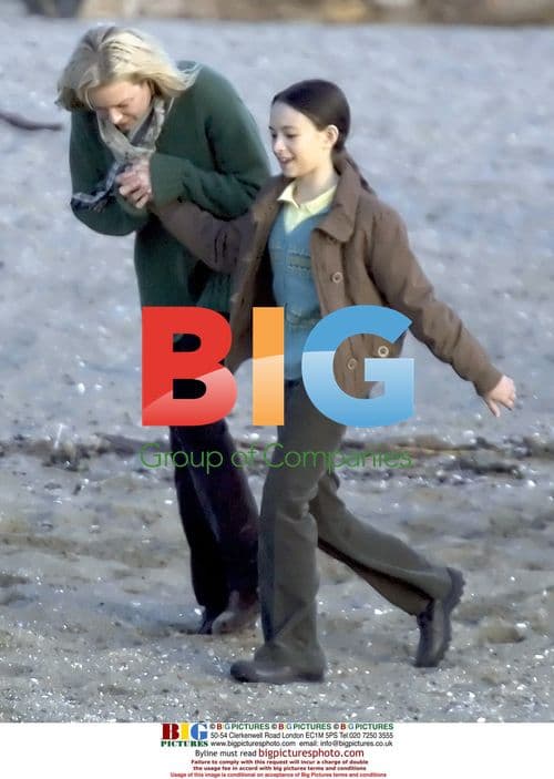 Renee Zellweger Shooting Scene from Case 39 in Vancouver