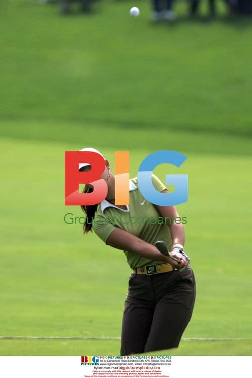 Michelle Wie Chips at 84 Lumber Classic