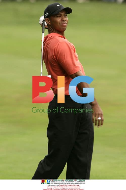 Tiger Woods plays at HSBC World Matchplay