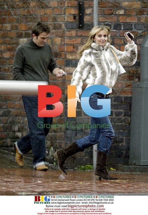 Deborah Stephenson and Bradley Walsh on Corrie set