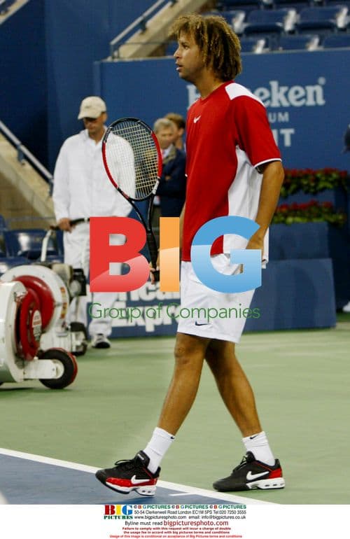 James Blake Warms Up at US Open