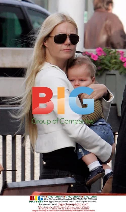 Gwyneth Paltrow & Baby Leaving Heathrow