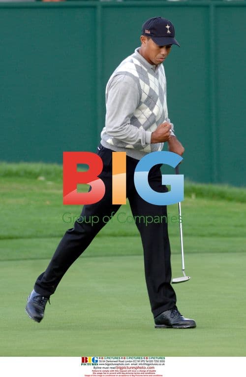 Tiger Woods wins hole at Ryder Cup