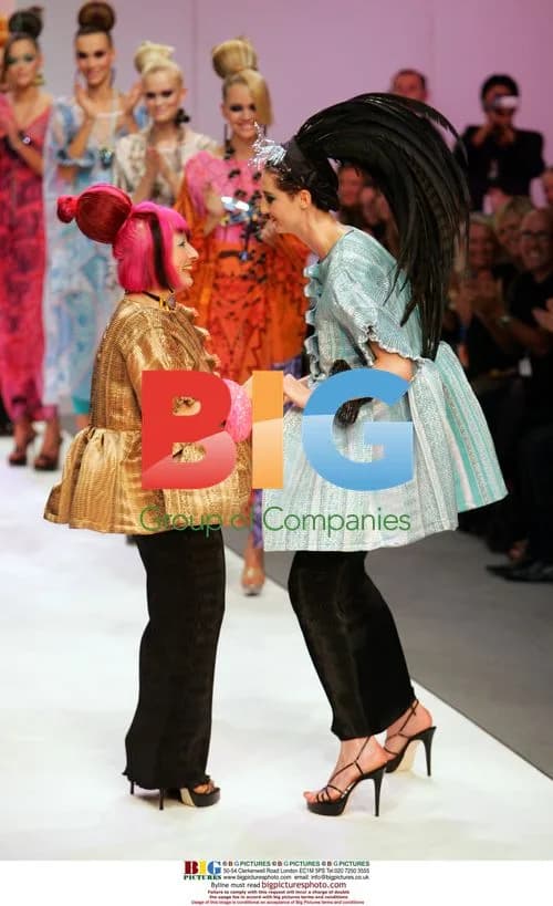 Erin O'Conner and Zandra Rhodes at Zandra Rhodes show
