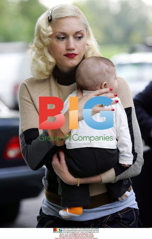 Gwen Stefani Leaves Home with Baby