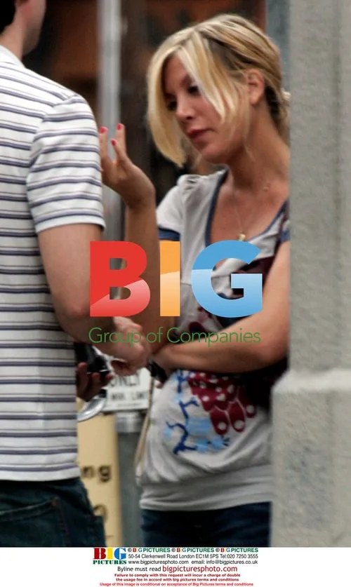 Tori Spelling pregnancy debut