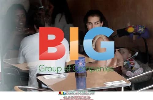 Brooke Shields and Family Lunch in Brentwood