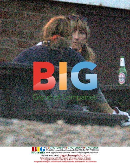Heather Mills McCartney and family have drinks in Hove