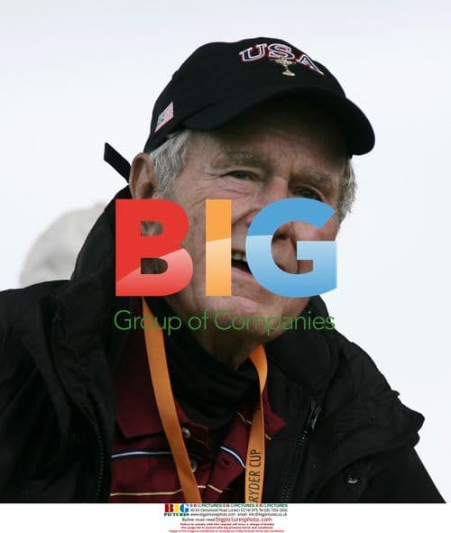 George Bush Sr. watches golf at Ryder Cup