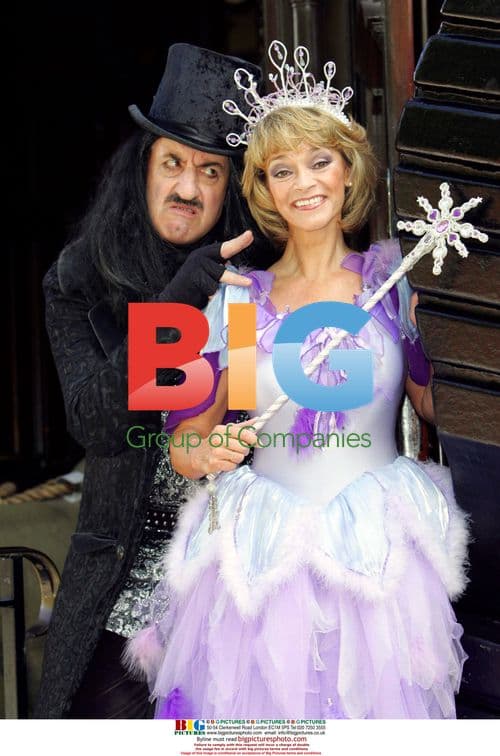 Sue Holderness in 'Jack and the Beanstalk'